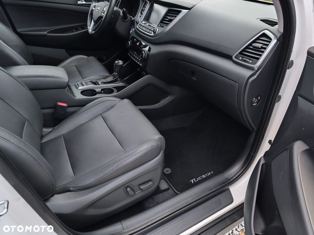 Hyundai Tucson - 30