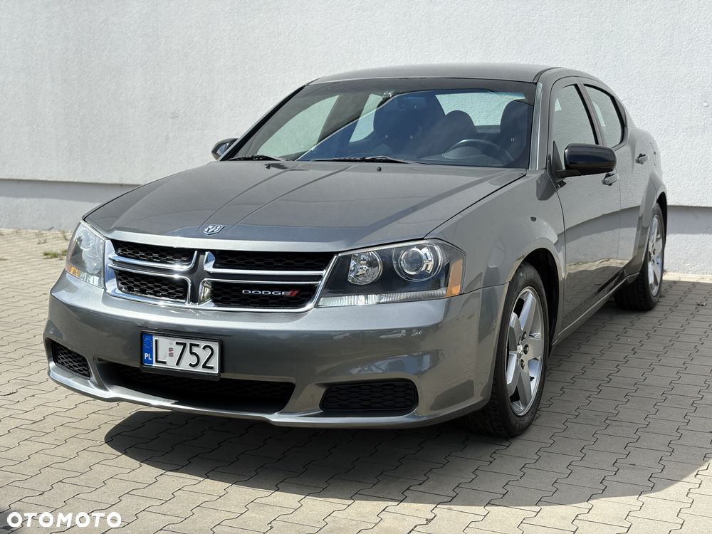Dodge Avenger - 1