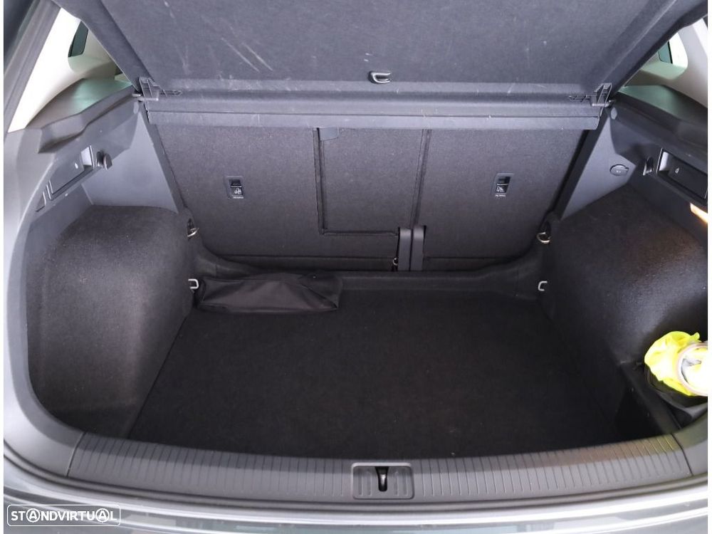 VW Tiguan 1.5 TSI Confortline - 12
