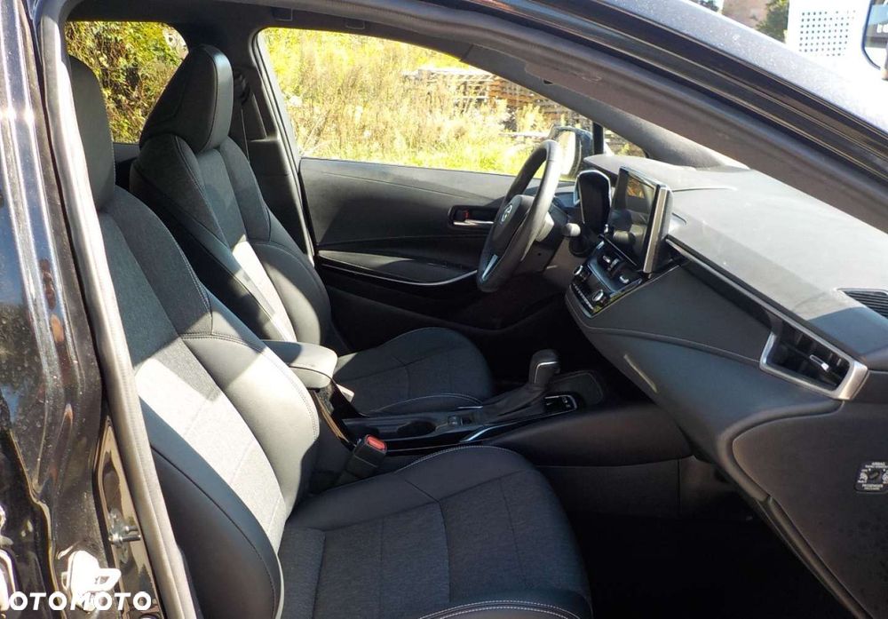 Toyota Corolla - 15