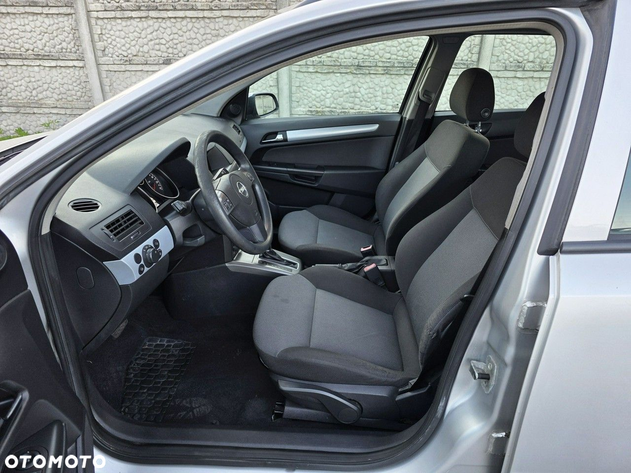 Opel Astra 1.8 Caravan Automatik - 9