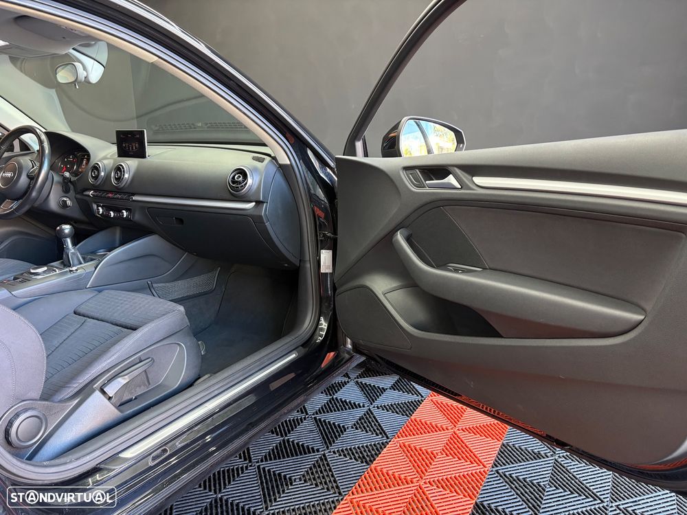 Audi A3 2.0 TDI Design - 38