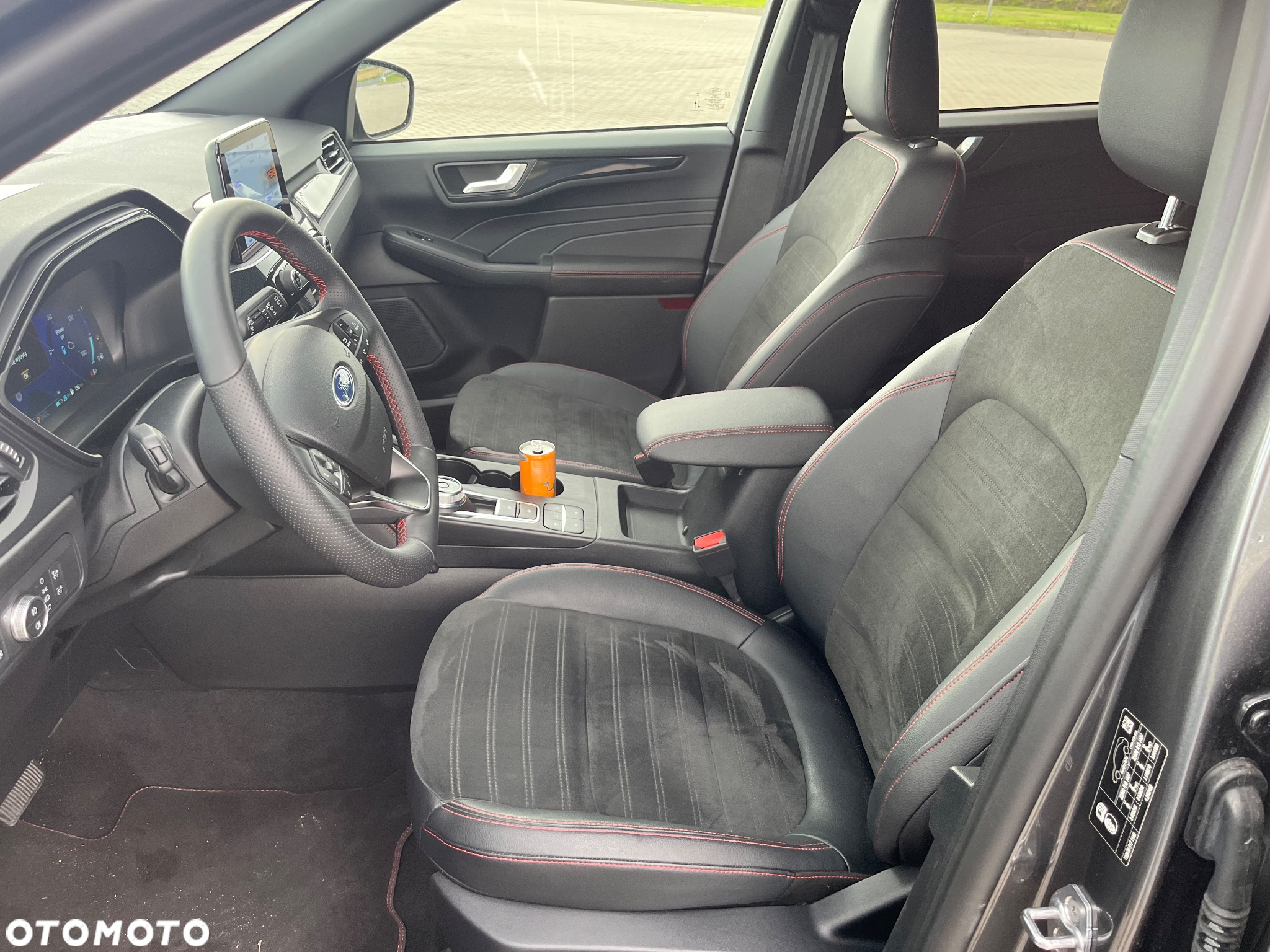 Ford Kuga 2.5 Duratec PHEV ST-LINE X - 9