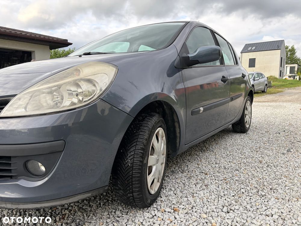 Renault Clio 1.4 16V Expression - 6