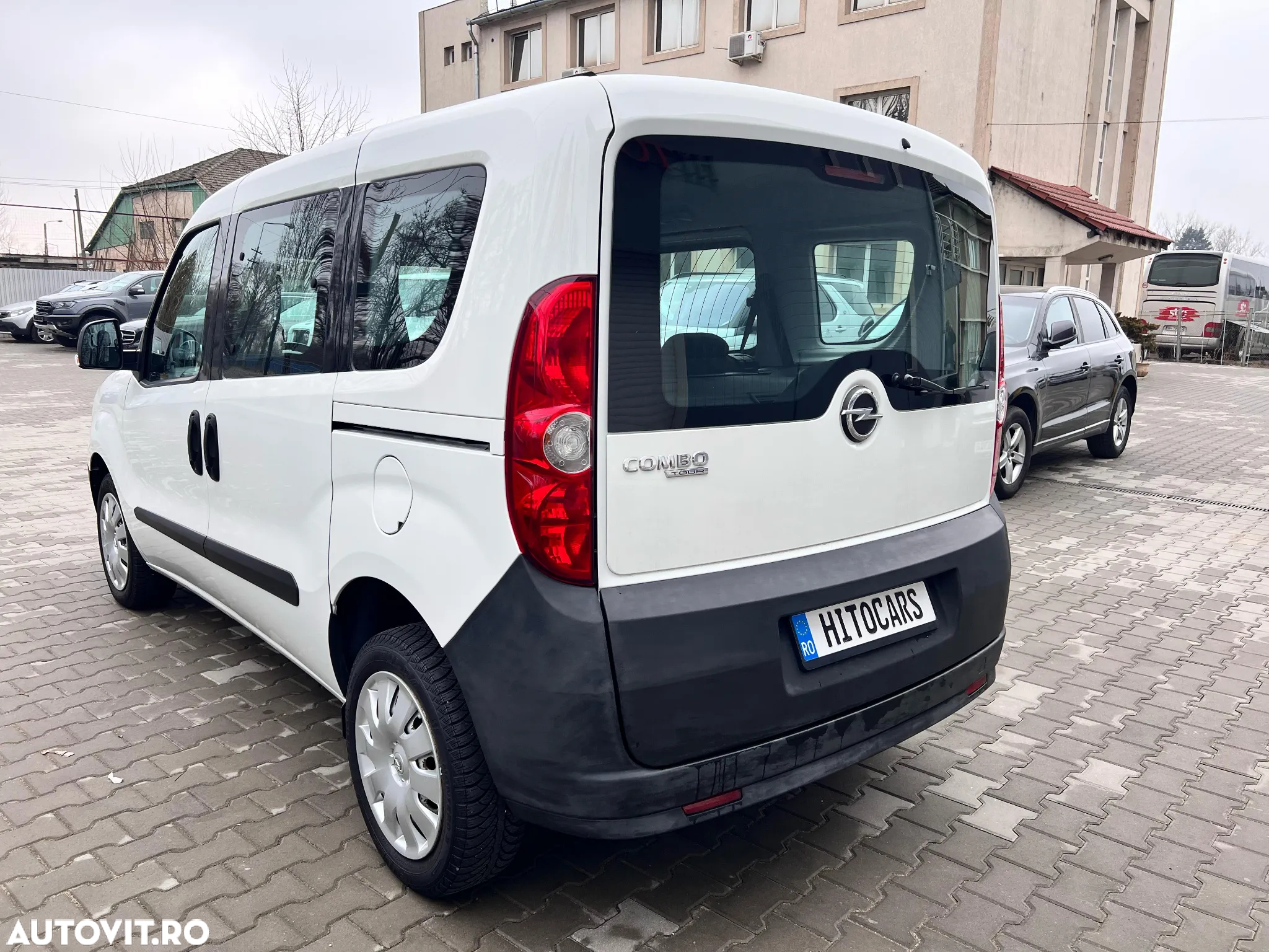 Opel Combo - 8