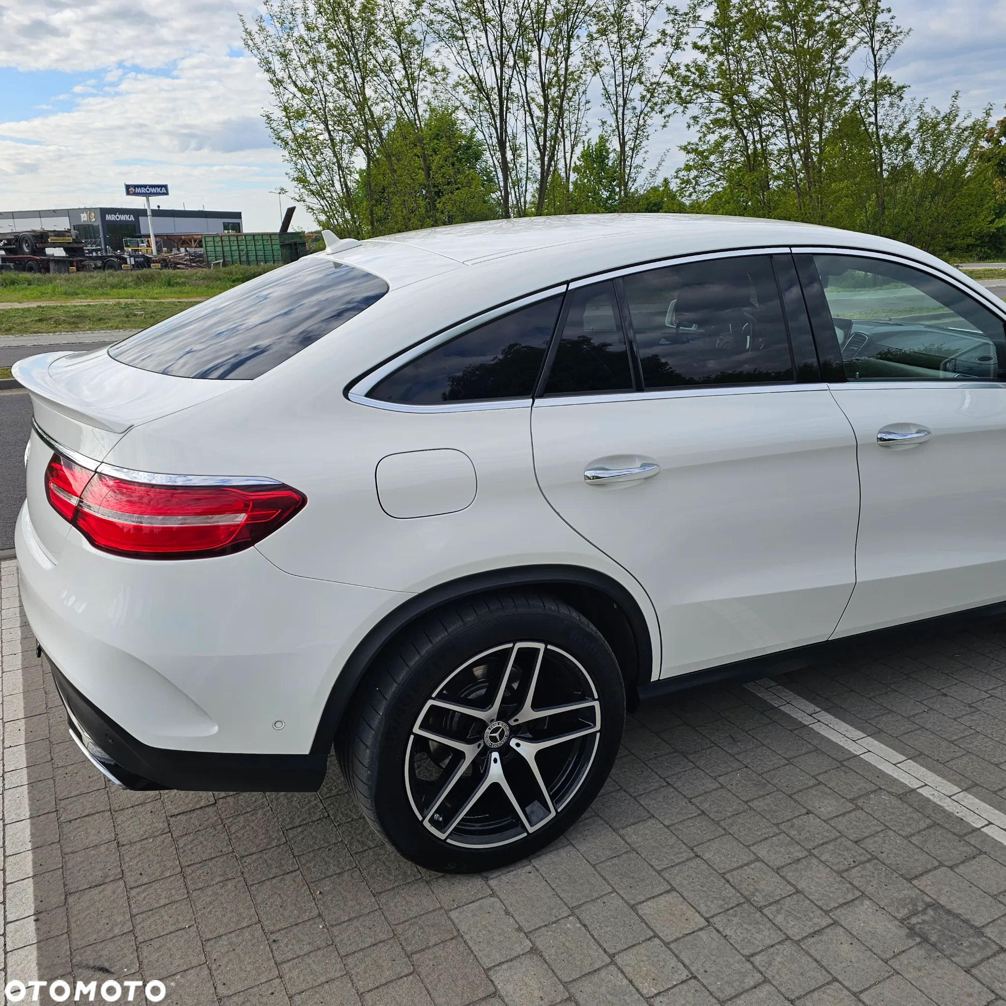 Mercedes-Benz GLE 350 d 4-Matic - 15