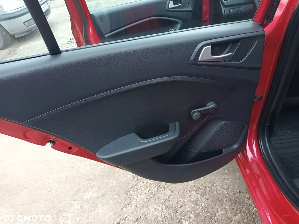 Hyundai i20 1.2 GO - 18