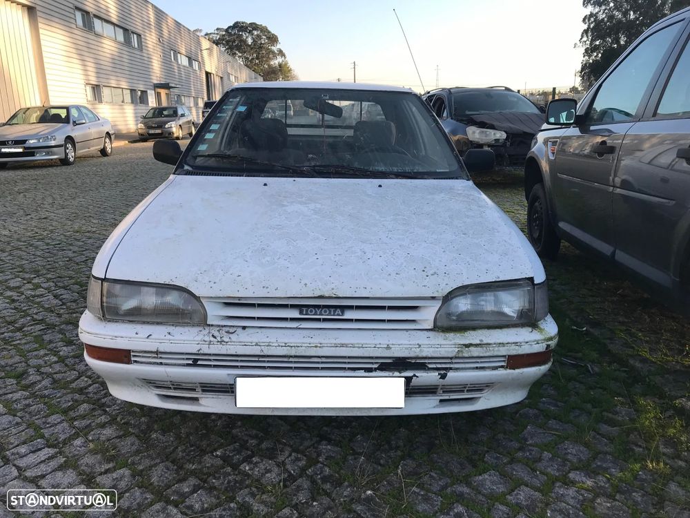 Toyota Corolla E9 1.8d Van 1989 - Para Peças - 1