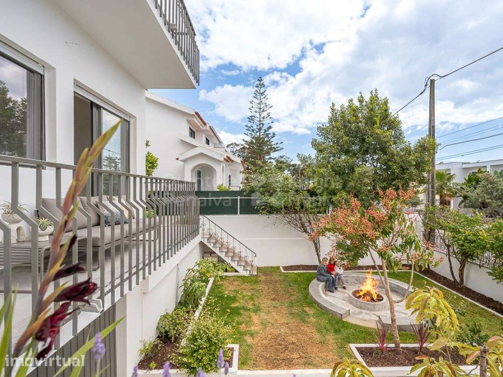Moradia T4 totalmente renovada com Jardim na Marisol, Corroios - Grande imagem: 2/24