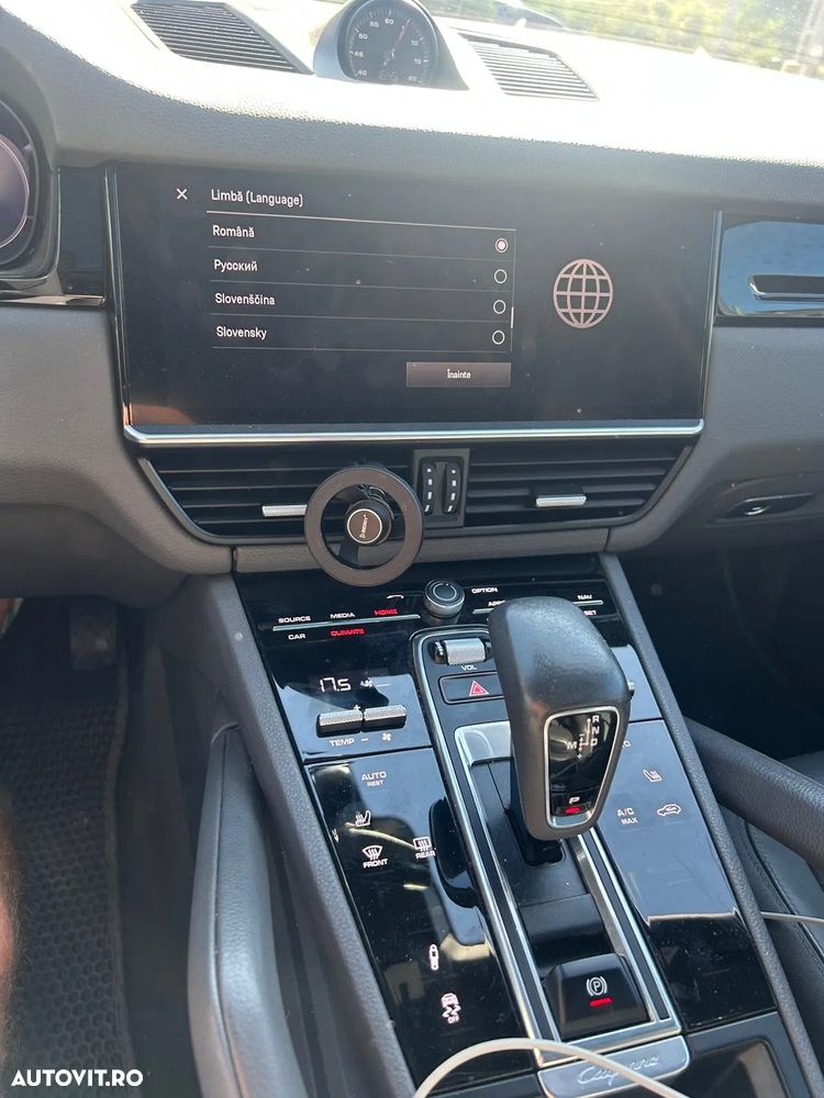 Porsche Cayenne Coupe Standard - 11