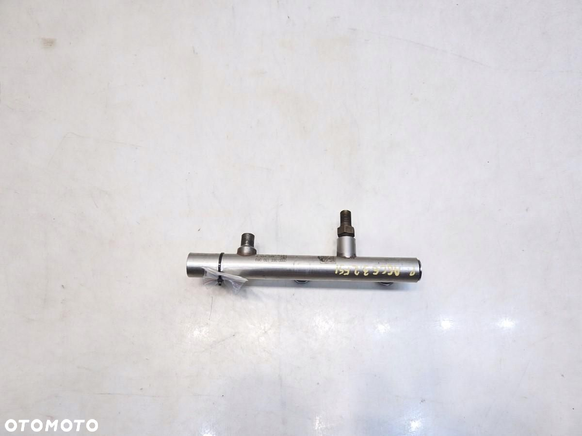 LISTWA WTRYSKOWA PRAWA AUDI A6 C6 3.2 FSI 06E130090 - 6