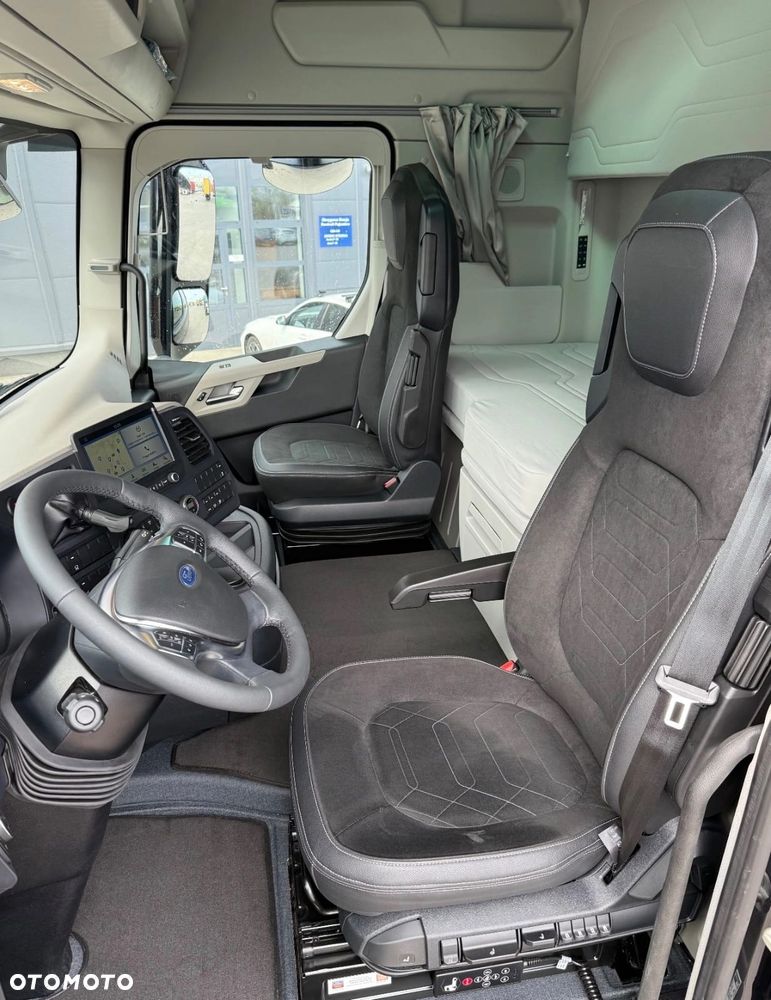Ford F-MAX - 28