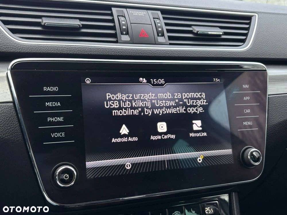 Skoda Superb 2.0 TDI SCR Style DSG - 37