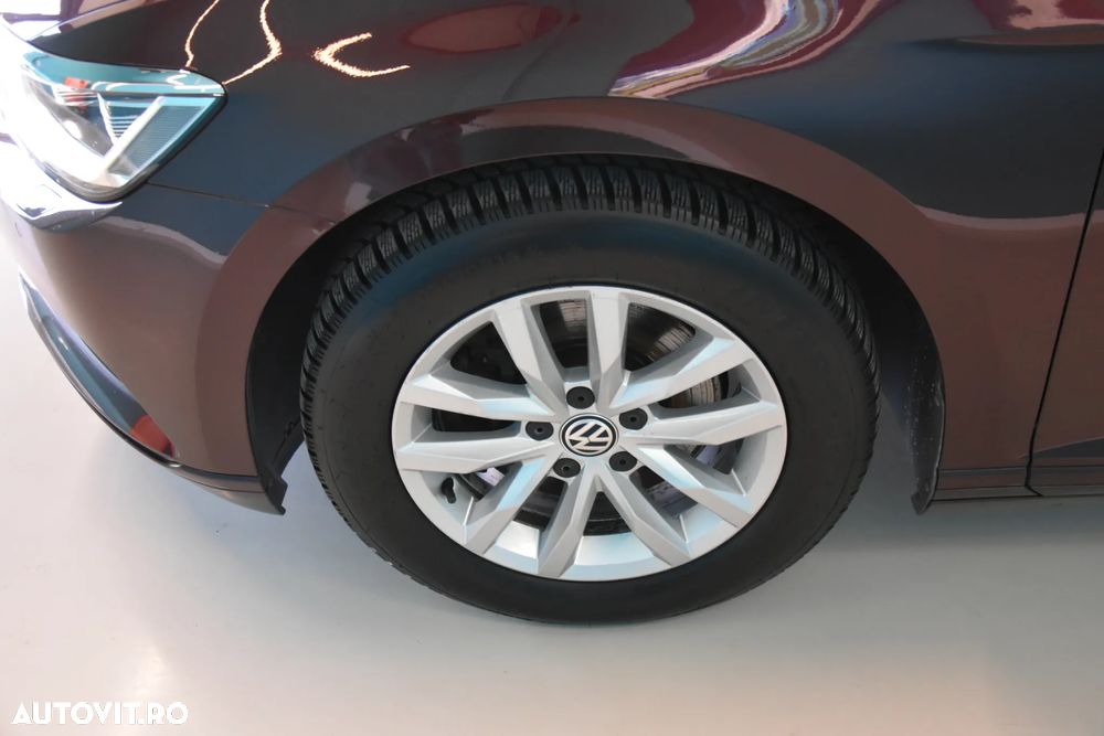 Volkswagen Passat 1.6 TDI (BlueMotion Technology) DSG Comfortline - 21