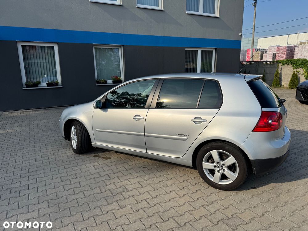 Volkswagen Golf 1.4 TSI Comfortline DSG - 2