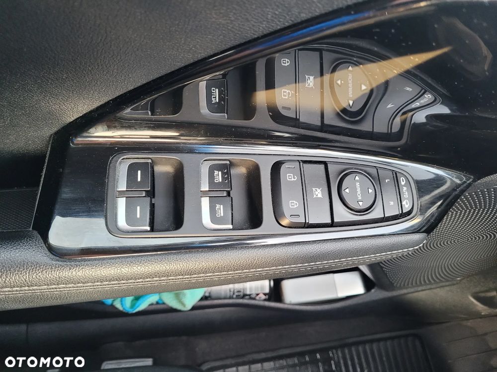 Kia Niro 1.6 GDI Hybrid L - 17