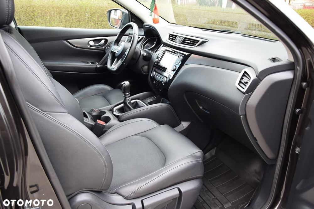 Nissan Qashqai 1.6 DIG-T Tekna - 11