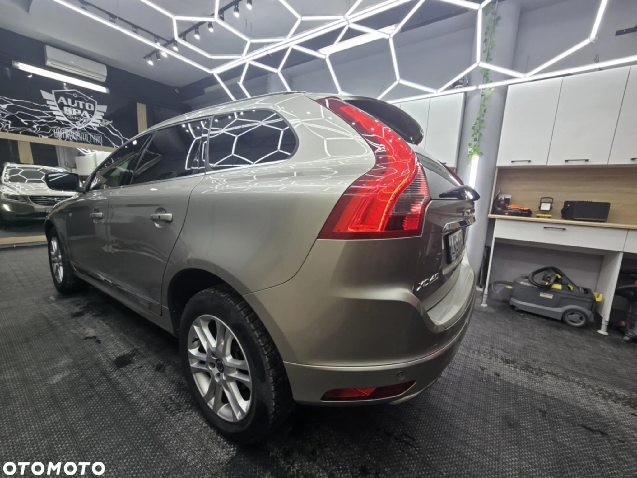 Volvo XC 60 T5 Drive-E Summum - 29