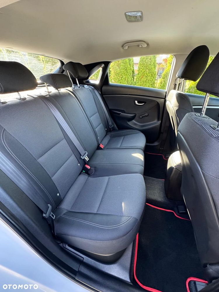 Hyundai i30 - 25