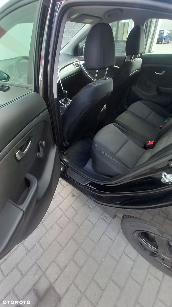 Hyundai i30 1.4 Classic - 8