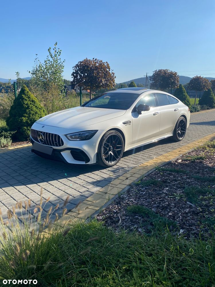 Mercedes-Benz AMG GT 63 4-Matic+ - 3