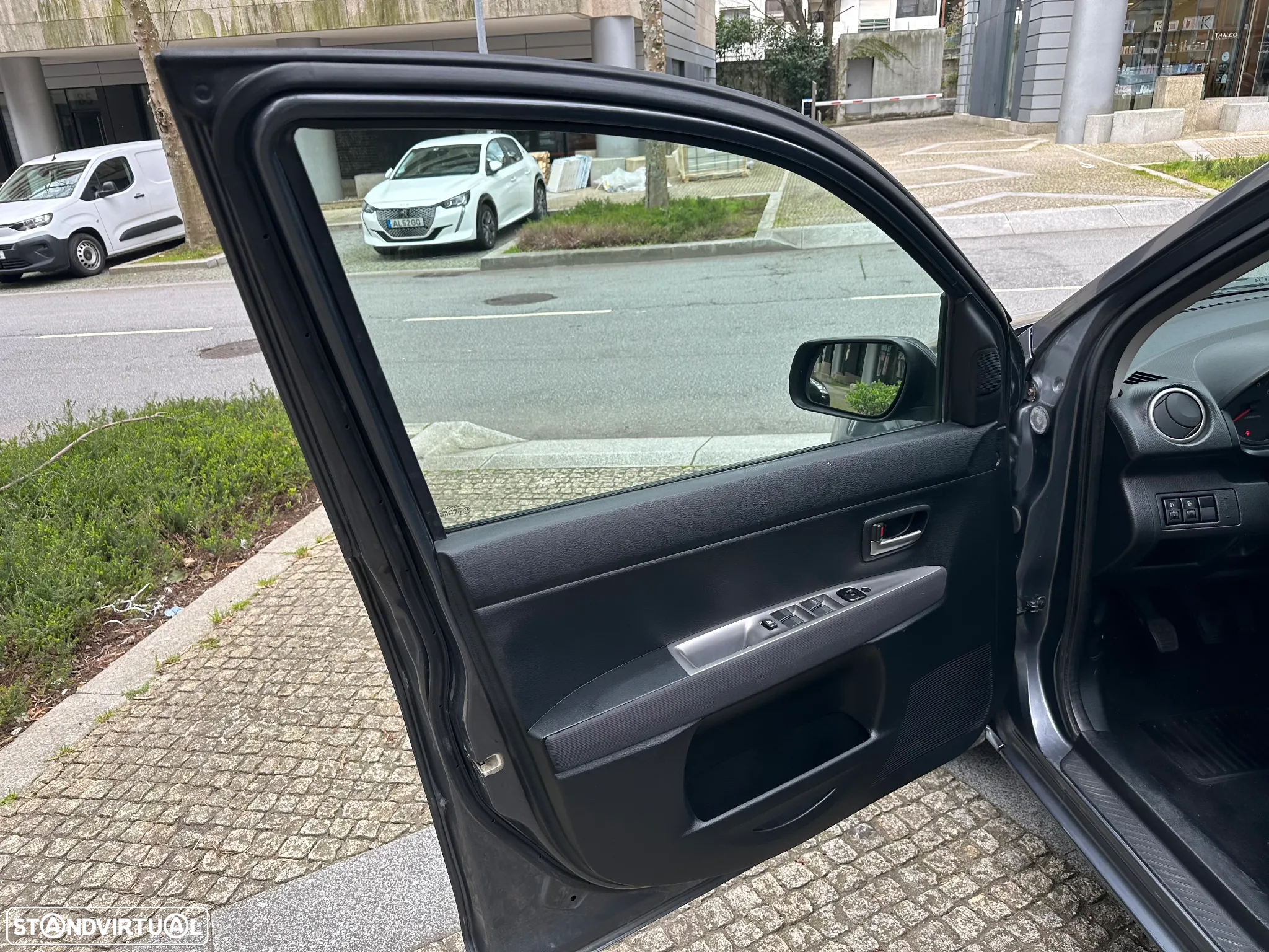 Mazda 2 1.25 Comfort AC - 11