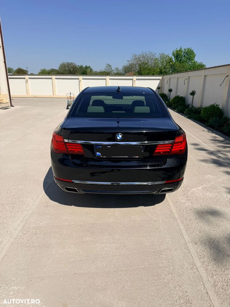 BMW Seria 7 750d xDrive - 2