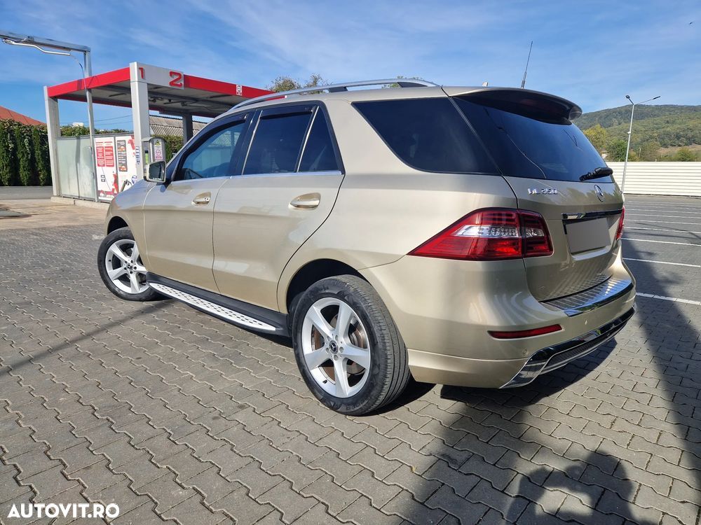 Mercedes-Benz ML 350 BlueTec 4MATIC Aut - 5