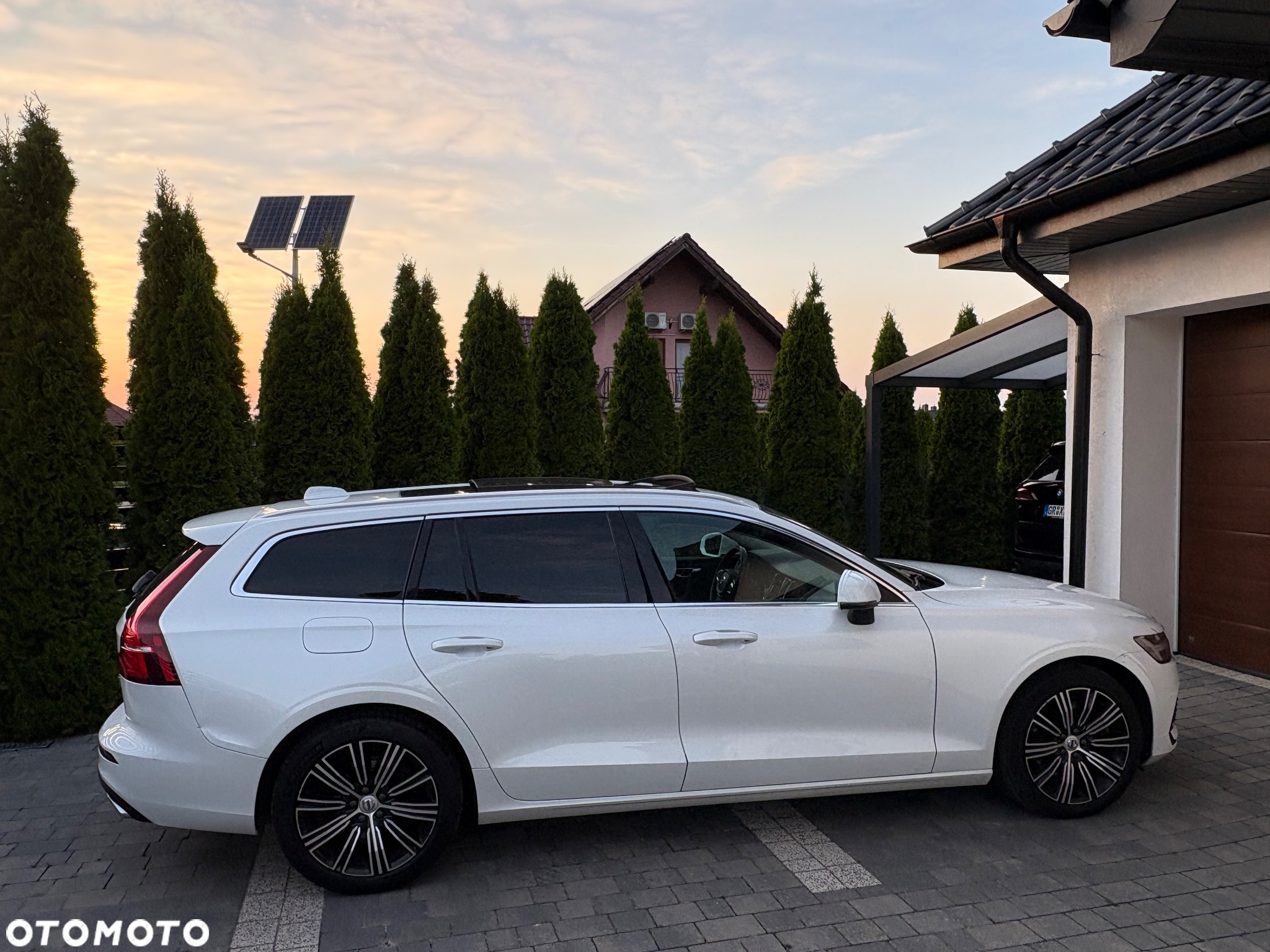 Volvo V60 T6 AWD Recharge Geartronic Inscription - 6