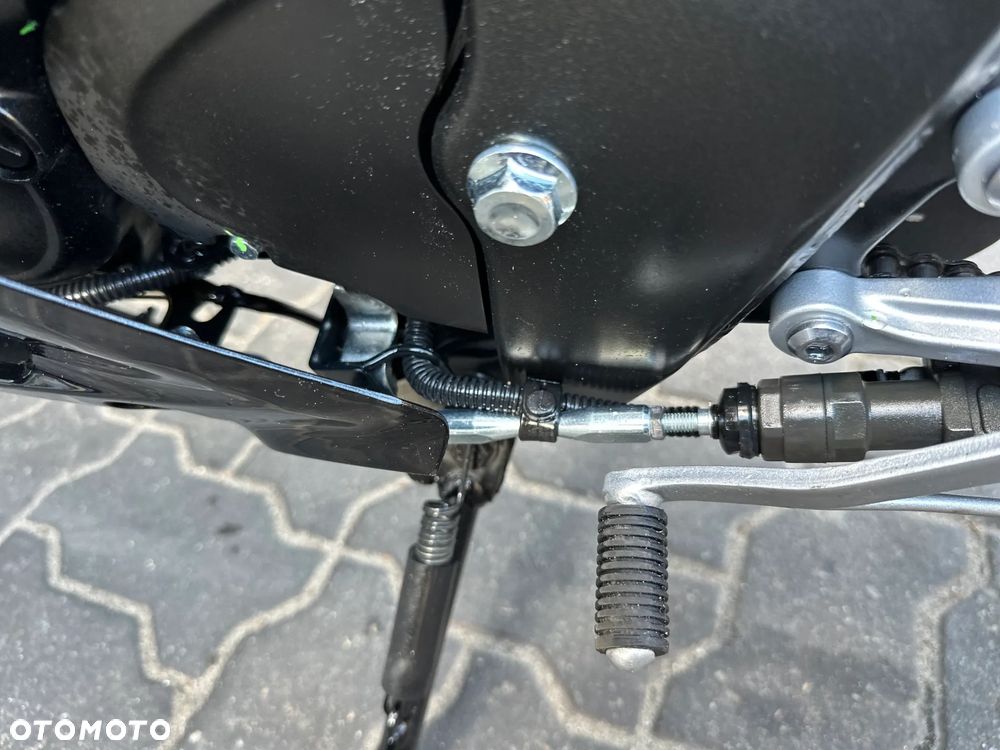 Yamaha YZF - 20