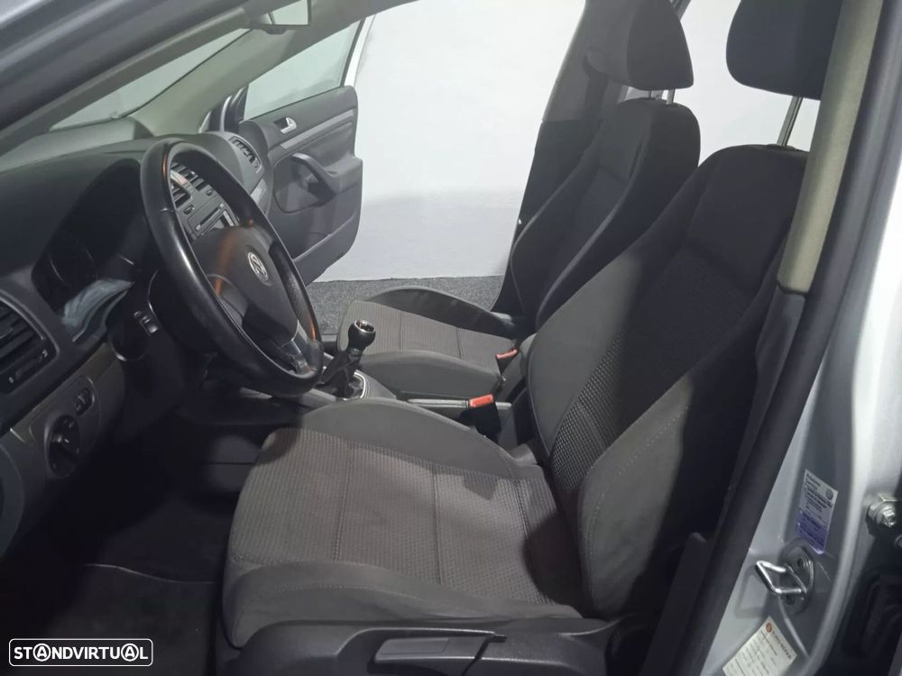 VW Golf Variant - 12