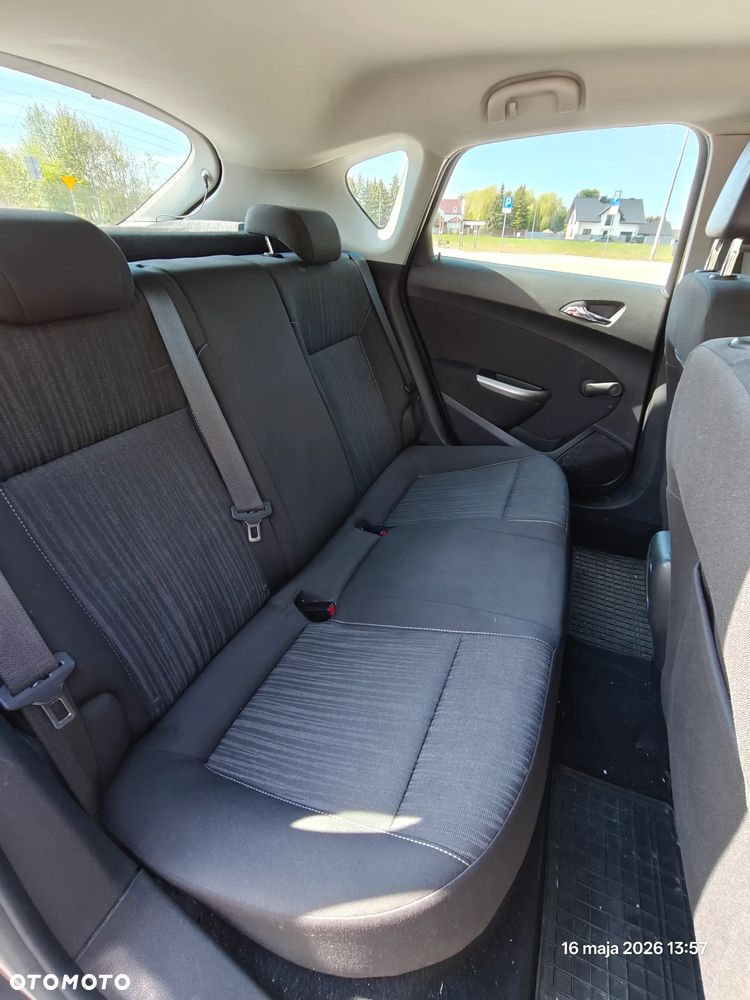 Opel Astra 1.6 Cosmo - 20
