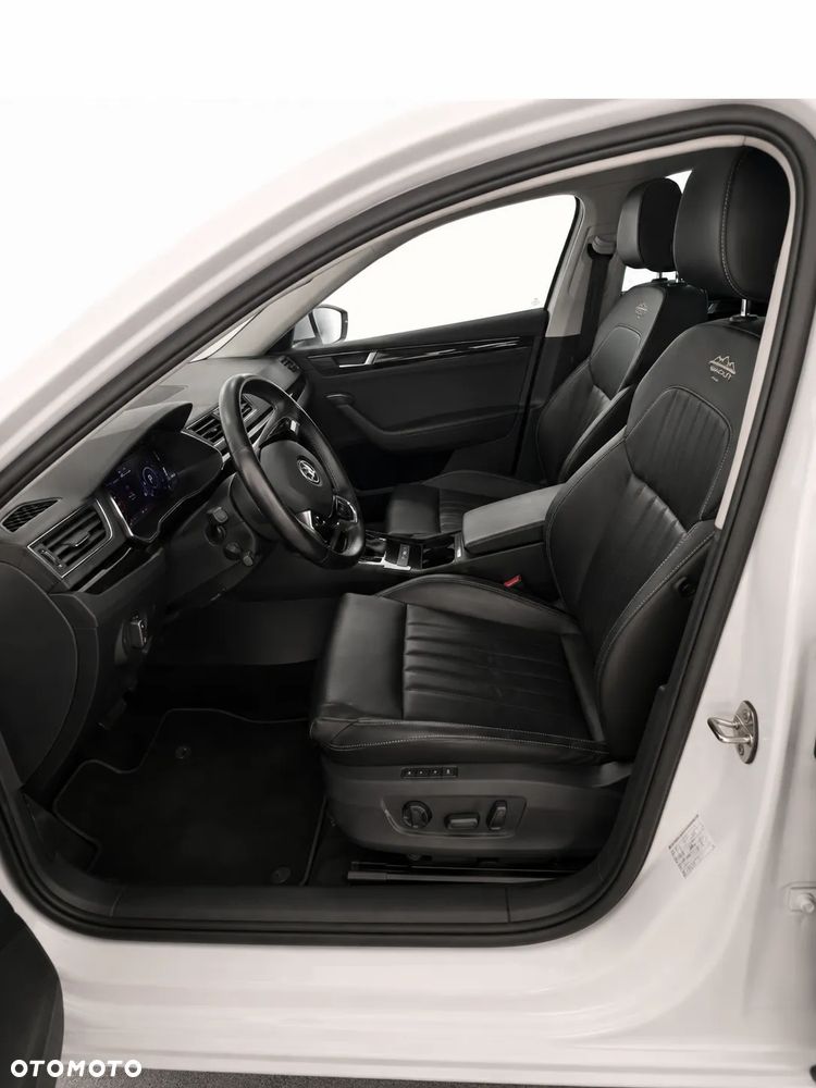 Skoda Superb 2.0 TDI SCR 4x4 L&K DSG - 7