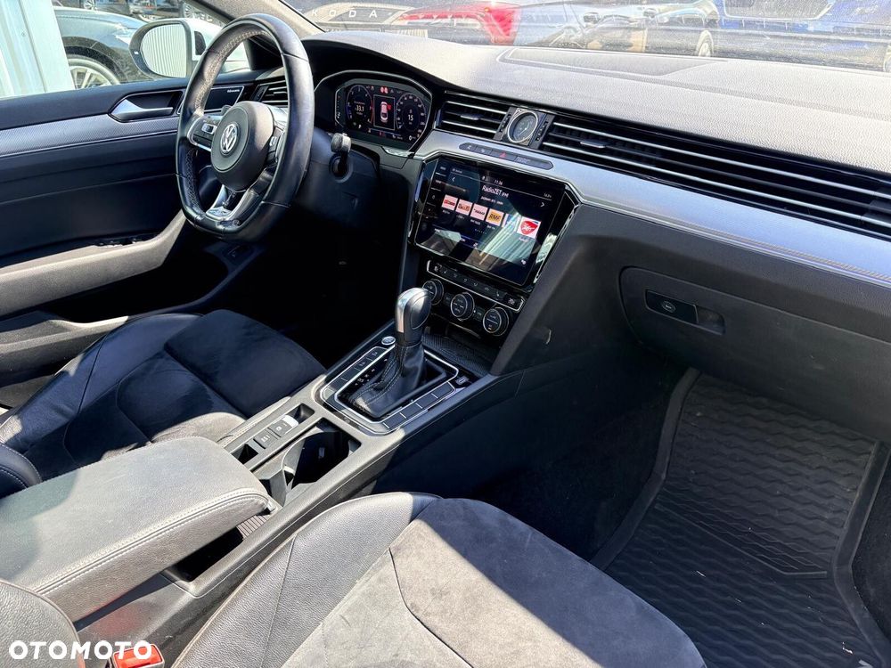 Volkswagen Arteon 2.0 TDI Bi-Turbo SCR 4Mot R-Line DSG - 27