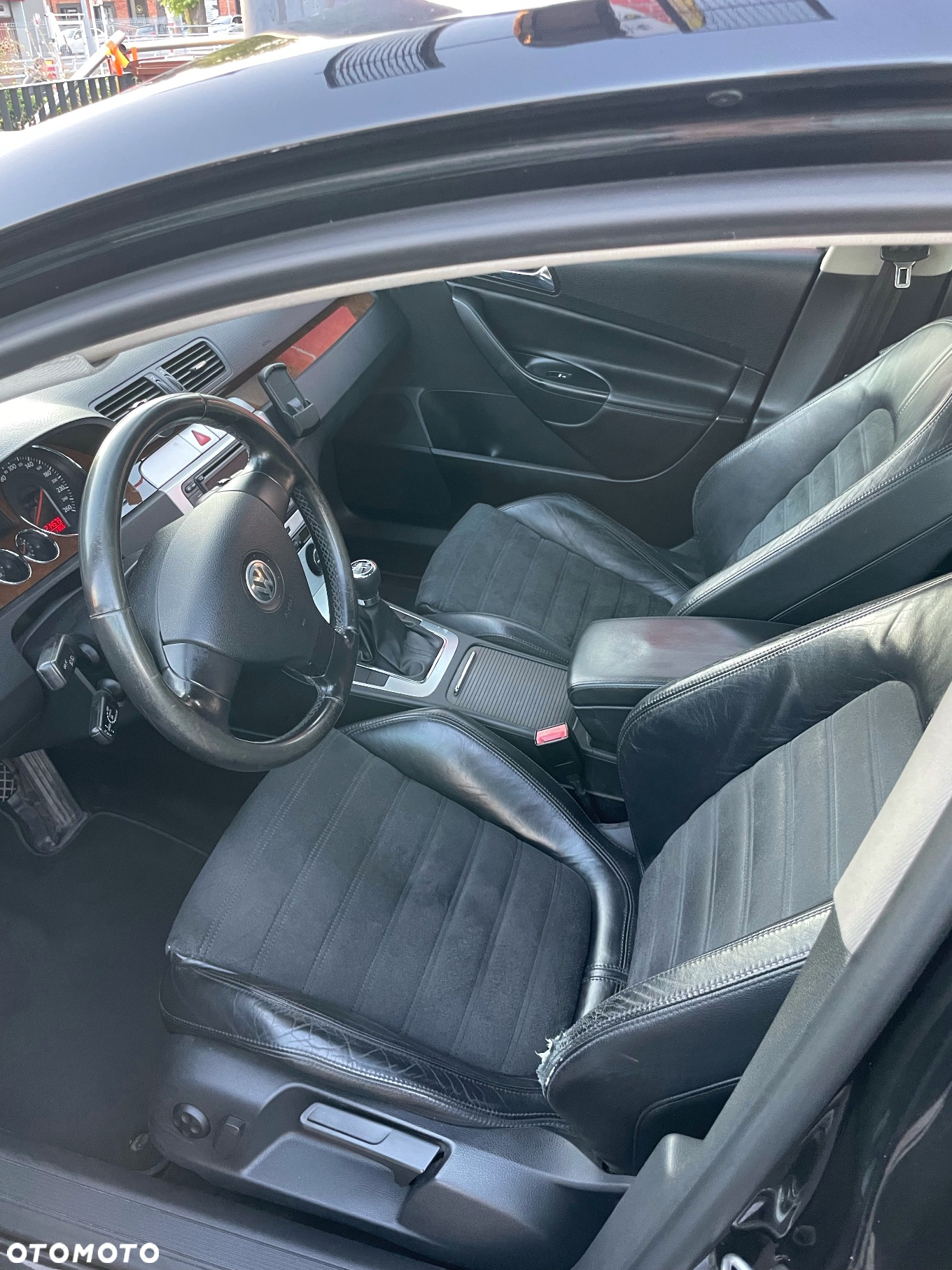 Volkswagen Passat 2.0 TDI Comfortline - 15