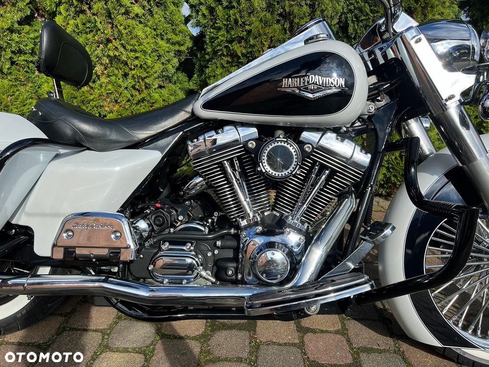 Harley-Davidson Touring Road King - 31