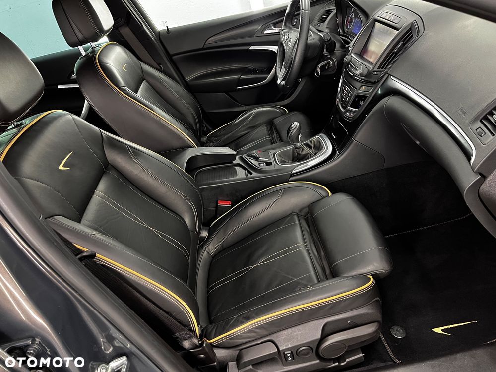 Opel Insignia 2.0 CDTI Cosmo 4x4 S&S - 26