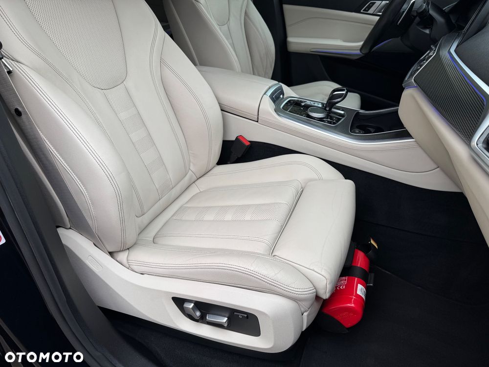 BMW X5 xDrive25d - 39
