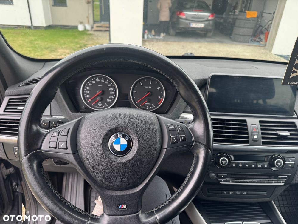 BMW X5 xDrive40d - 12