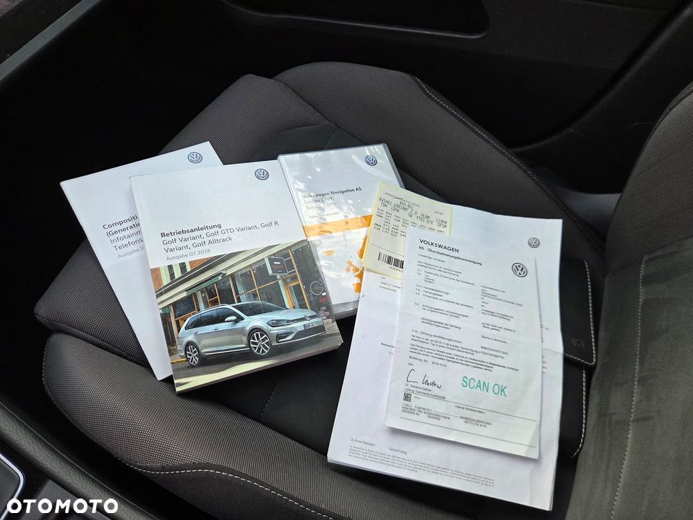 Volkswagen Golf 2.0 TDI R-Line DSG - 31