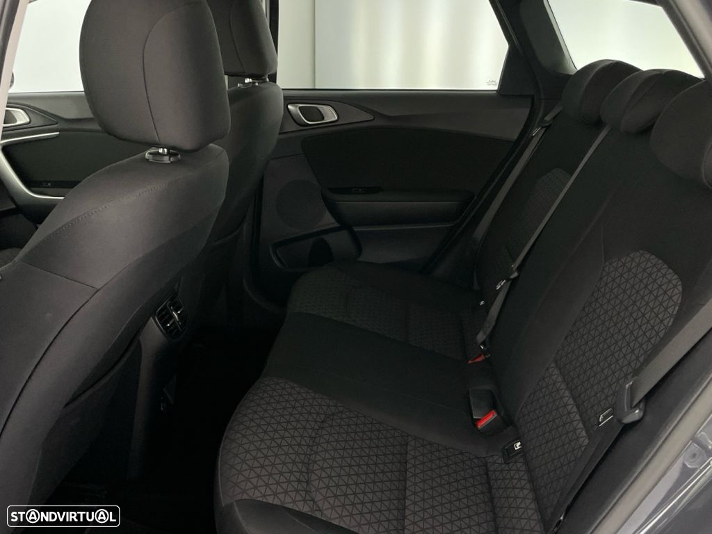 Kia Ceed SW 1.0 T-GDI Sport - 12