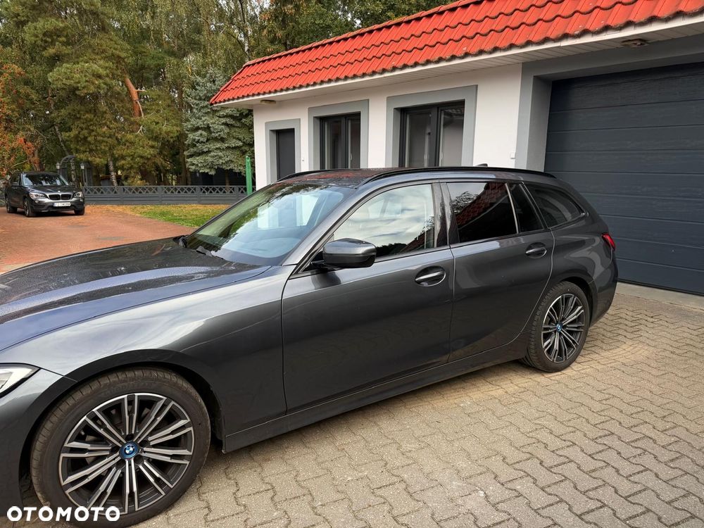 BMW Seria 3 320d Luxury Line - 17
