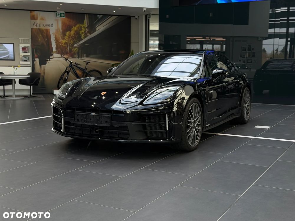 Porsche Panamera 4S E-Hybrid PHEV - 9