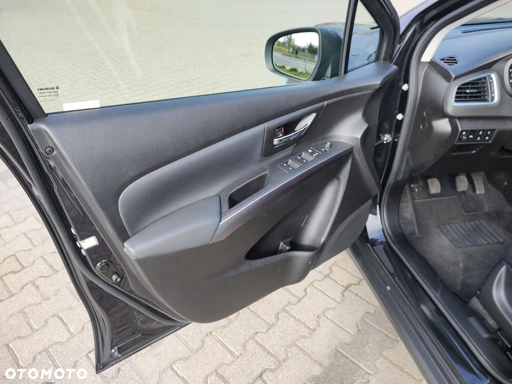 Suzuki SX4 S-Cross 1.4 SHVS Elegance SP - 27