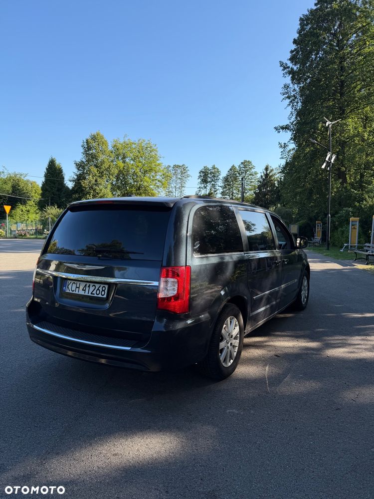 Chrysler Town & Country 3.6 Touring - 11
