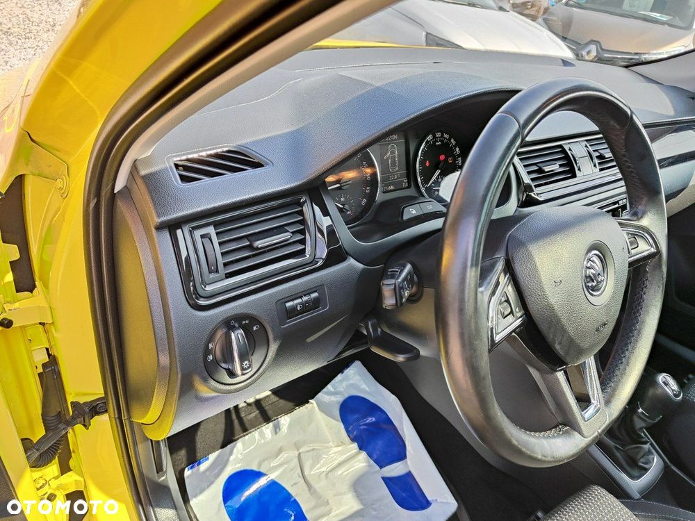 Skoda RAPID 1.6 TDI Active - 17