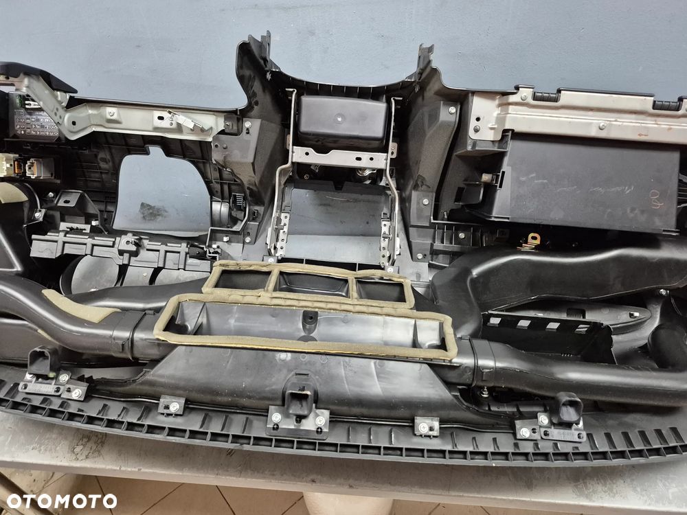 Kokpit Deska Rozdzielcza Kompletna Mitsubishi Outlander I - 9