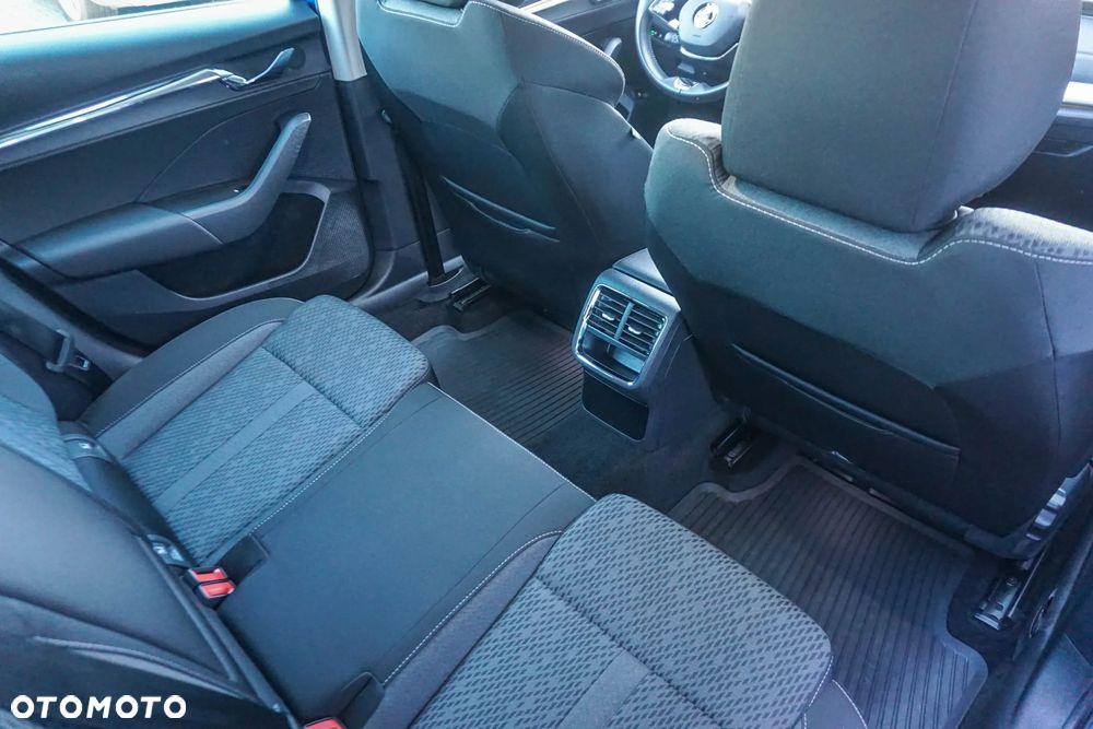 Skoda Octavia 2.0 TDI Style DSG - 33