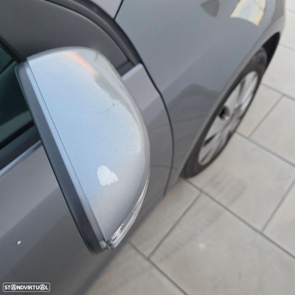 VW Golf 1.6 TDi Confortline - 8