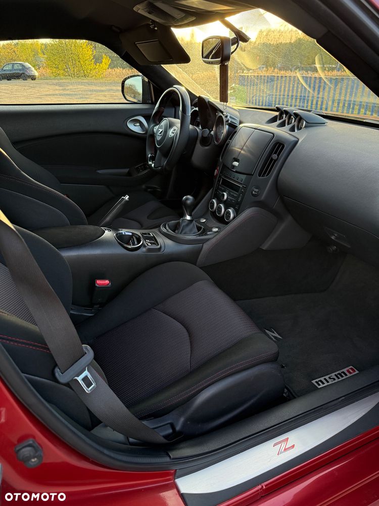 Nissan 370 Z 3.7 V6 Nismo - 10
